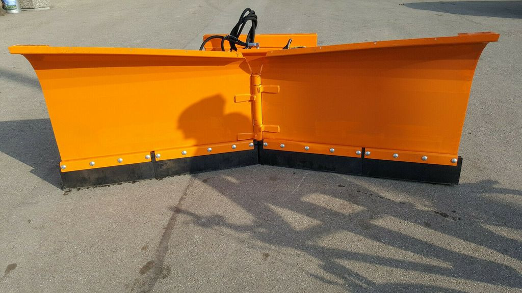 CAT neues Schneeschild Vario 2,6 m, 2,2m, 2,9m, 3,3m - Відвал для снігу в категорії Комунальна/ Спеціальна техніка: фото 3 CAT neues Schneeschild Vario 2,6 m, 2,2m, 2,9m, 3,3m - Відвал для снігу в категорії Комунальна/ Спеціальна техніка: фото 3