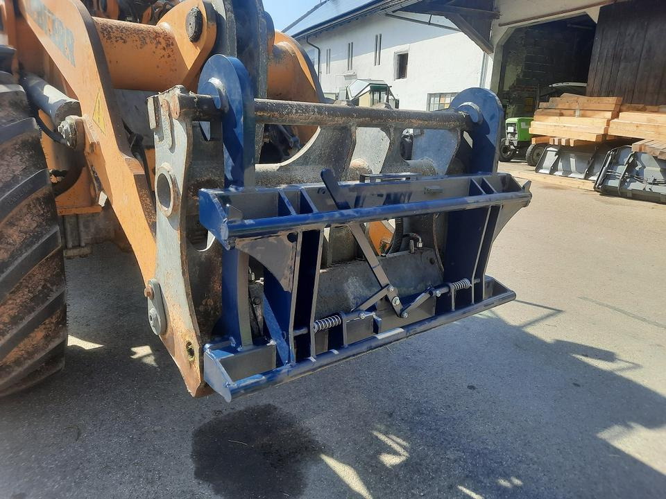 Euroadapter Liebherr 544 Radlader Euro Schnellwechsler Adapter - Зчіпний пристрій в категорії Колісні навантажувачі: фото 1 Euroadapter Liebherr 544 Radlader Euro Schnellwechsler Adapter - Зчіпний пристрій в категорії Колісні навантажувачі: фото 1