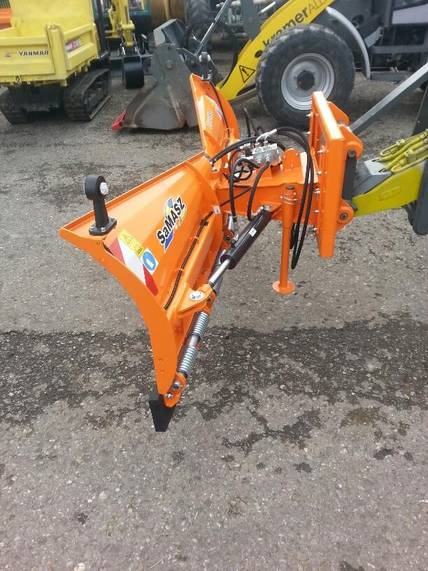 Schneeschild V 1,8m Samasz Schlepper Radlader Hoflader Frontlader - Відвал для снігу: фото 4 Schneeschild V 1,8m Samasz Schlepper Radlader Hoflader Frontlader - Відвал для снігу: фото 4