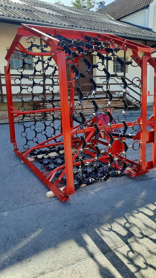 Wiesenegge 6 - 8m Wiesenstriegel Wiesenschleppe Schlepper - Луговa борона: фото 4 Wiesenegge 6 - 8m Wiesenstriegel Wiesenschleppe Schlepper - Луговa борона: фото 4