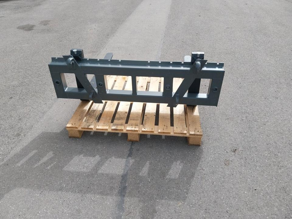 Neue Palettengabel 2,5to 1,5m breit Euro Gabel Frontlader Fendt - Вила: фото 4 Neue Palettengabel 2,5to 1,5m breit Euro Gabel Frontlader Fendt - Вила: фото 4