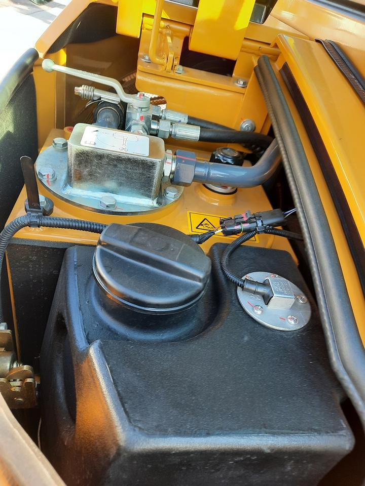 Neuen XCMG XE35E Kubota Minibagger Bagger Radlader Raupenbagger - Міні-екскаватор: фото 5 Neuen XCMG XE35E Kubota Minibagger Bagger Radlader Raupenbagger - Міні-екскаватор: фото 5