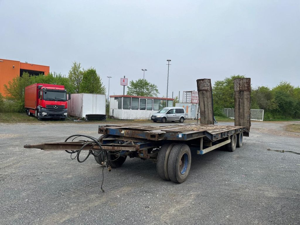 Goldhofer Tieflader TU 3-24/80 Tiefladeranhänger Rampen - Низькорамна платформа причіп: фото 1 Goldhofer Tieflader TU 3-24/80 Tiefladeranhänger Rampen - Низькорамна платформа причіп: фото 1