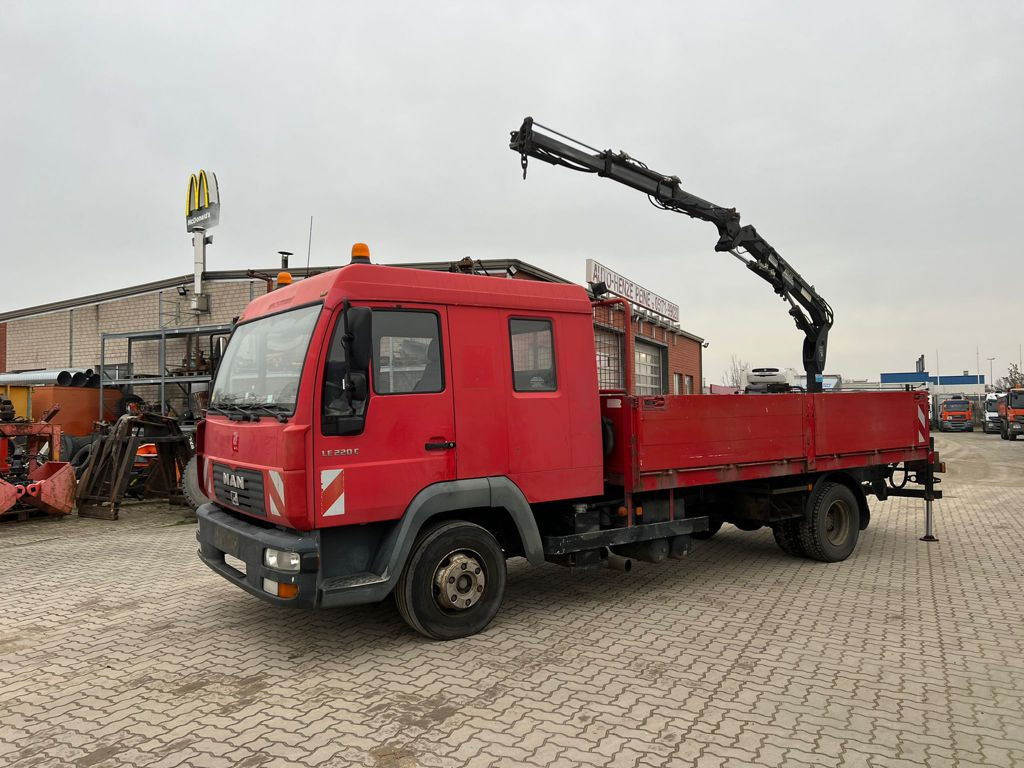 MAN LE 12.225 LC Pritsche Heckkran 6 Zylinder Doka Topzust - Бортова вантажівка/ Платформа, Вантажівка з маніпулятором: фото 1 MAN LE 12.225 LC Pritsche Heckkran 6 Zylinder Doka Topzust - Бортова вантажівка/ Платформа, Вантажівка з маніпулятором: фото 1