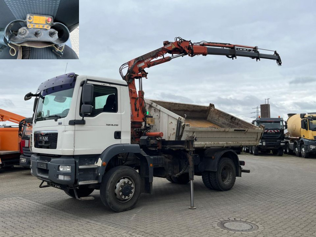 MAN TG-M 18.290 4x4 BB 2-Achs Allradkipper Kran Atlas 105+Funk - Самоскид вантажівка, Вантажівка з маніпулятором: фото 1 MAN TG-M 18.290 4x4 BB 2-Achs Allradkipper Kran Atlas 105+Funk - Самоскид вантажівка, Вантажівка з маніпулятором: фото 1