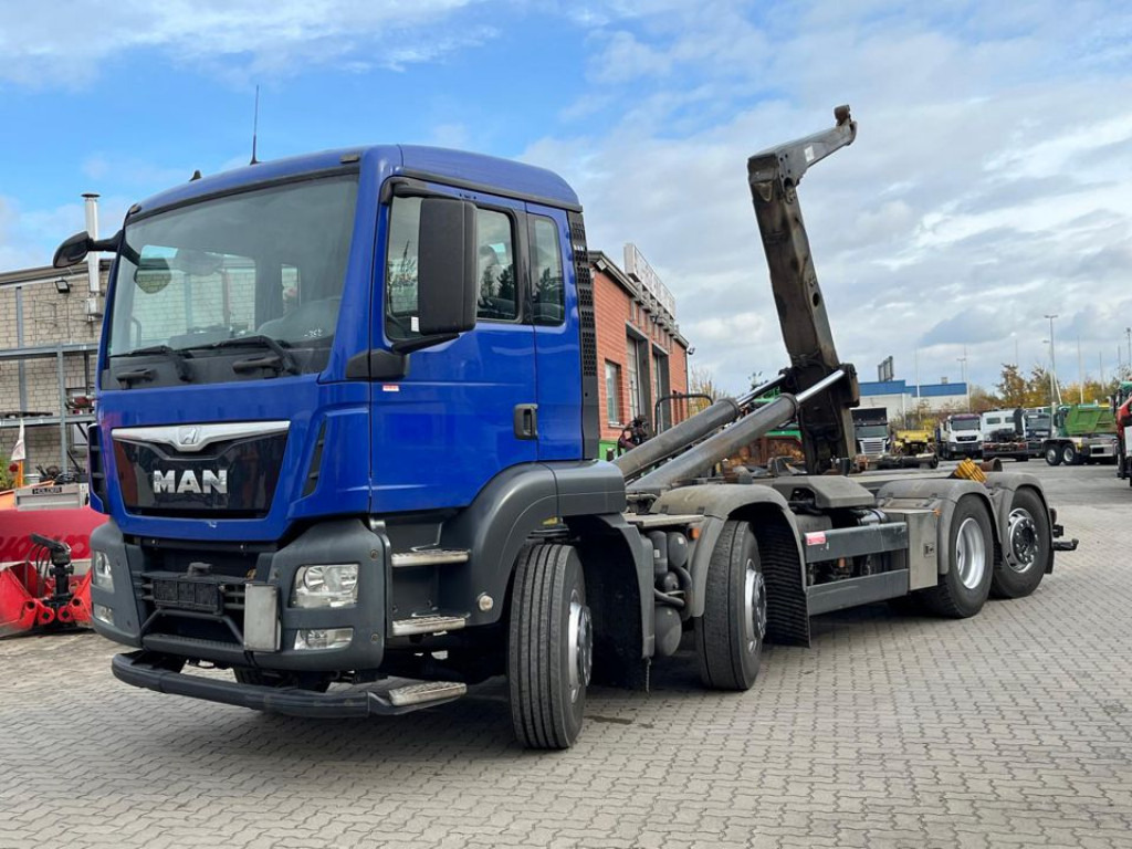 MAN TG-S Abrollkipper 35.360 8x2 BL Meiller 30 to, Funk - Гаковий мультиліфт вантажівка: фото 1 MAN TG-S Abrollkipper 35.360 8x2 BL Meiller 30 to, Funk - Гаковий мультиліфт вантажівка: фото 1
