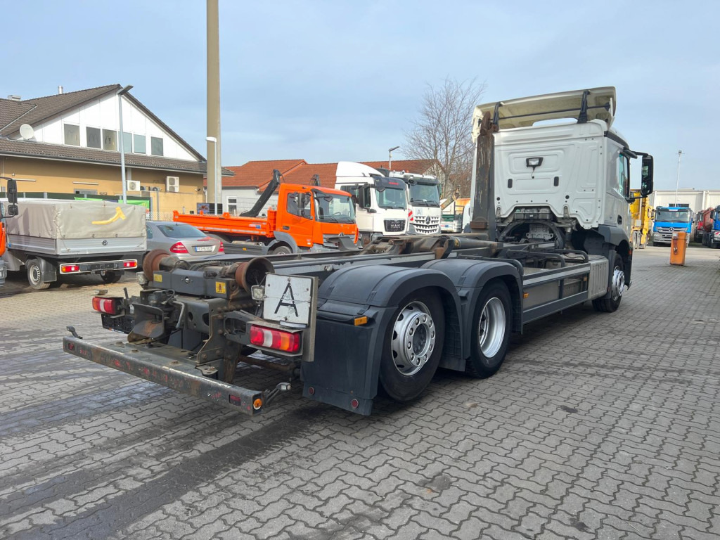 MERCEDES-BENZ Actros neu 2543 L 6x2 Abrollkipper Meiller Funk - Гаковий мультиліфт вантажівка: фото 4 MERCEDES-BENZ Actros neu 2543 L 6x2 Abrollkipper Meiller Funk - Гаковий мультиліфт вантажівка: фото 4