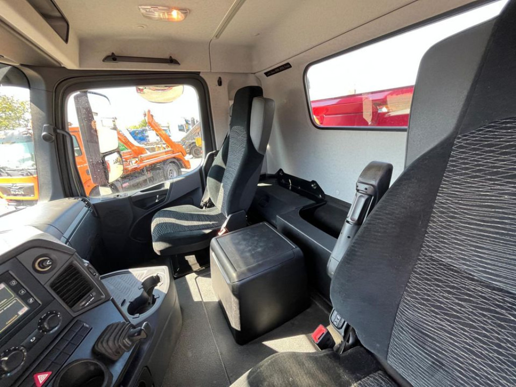 MERCEDES-BENZ Arocs 2648 6x4 3-Achs Kipper Bordmatik - Самоскид вантажівка: фото 3 MERCEDES-BENZ Arocs 2648 6x4 3-Achs Kipper Bordmatik - Самоскид вантажівка: фото 3