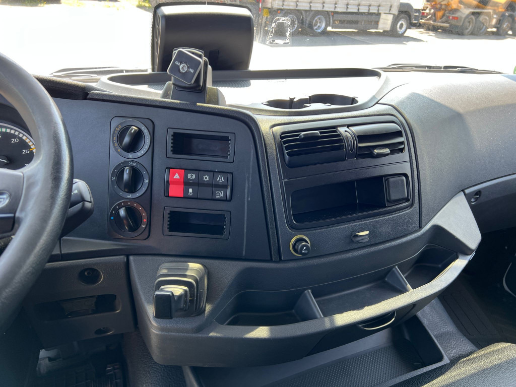 Рефрижератор вантажівка MERCEDES-BENZ Atego 1224 L  Kühlkoffer LBW Tiefkühler 6,2m LBW: фото 12