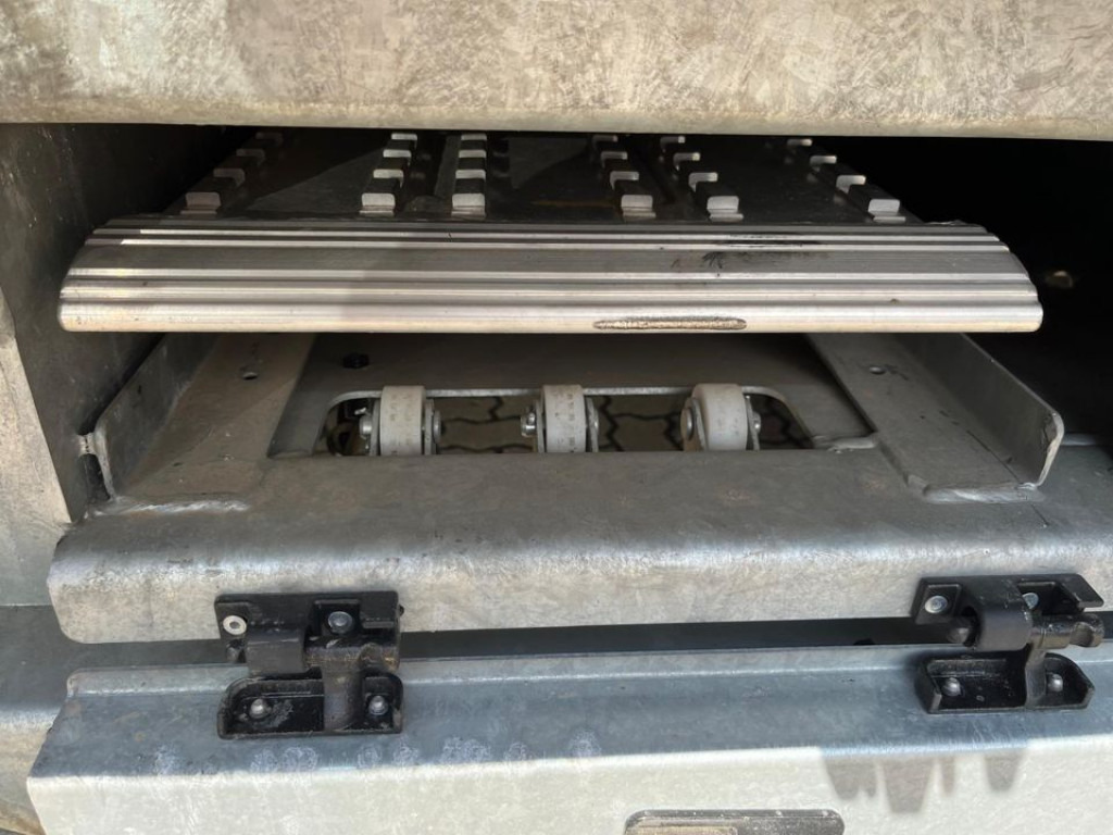 MOESLEIN Tandemkippanhänger TDS Kippanhänger 11 - Самоскид причіп: фото 3 MOESLEIN Tandemkippanhänger TDS Kippanhänger 11 - Самоскид причіп: фото 3