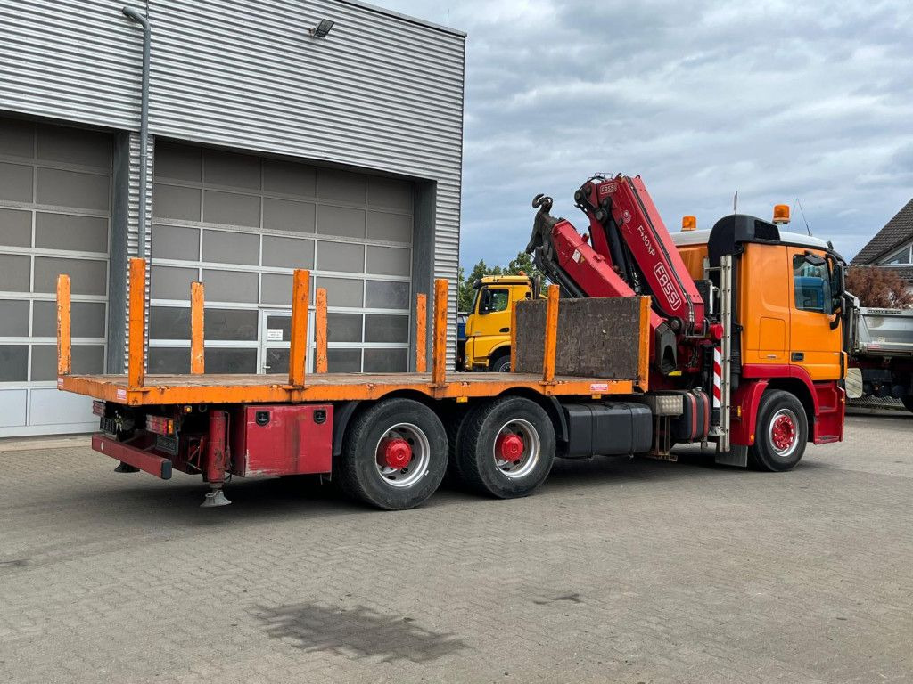 Mercedes-Benz Actros 2646 L 6x4 Pritsche Kran Fassi 450 45m/t Mercedes-Benz Actros 2646 L 6x4 Pritsche Kran Fassi 450 45m/t - Вантажівка з маніпулятором, Бортова вантажівка/ Платформа: фото 5 Mercedes-Benz Actros 2646 L 6x4 Pritsche Kran Fassi 450 45m/t Mercedes-Benz Actros 2646 L 6x4 Pritsche Kran Fassi 450 45m/t - Вантажівка з маніпулятором, Бортова вантажівка/ Платформа: фото 5