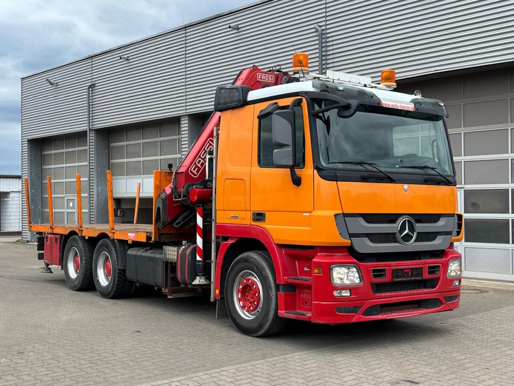 Mercedes-Benz Actros 2646 L 6x4 Pritsche Kran Fassi 450 45m/t Mercedes-Benz Actros 2646 L 6x4 Pritsche Kran Fassi 450 45m/t - Бортова вантажівка/ Платформа, Вантажівка з маніпулятором: фото 2 Mercedes-Benz Actros 2646 L 6x4 Pritsche Kran Fassi 450 45m/t Mercedes-Benz Actros 2646 L 6x4 Pritsche Kran Fassi 450 45m/t - Бортова вантажівка/ Платформа, Вантажівка з маніпулятором: фото 2