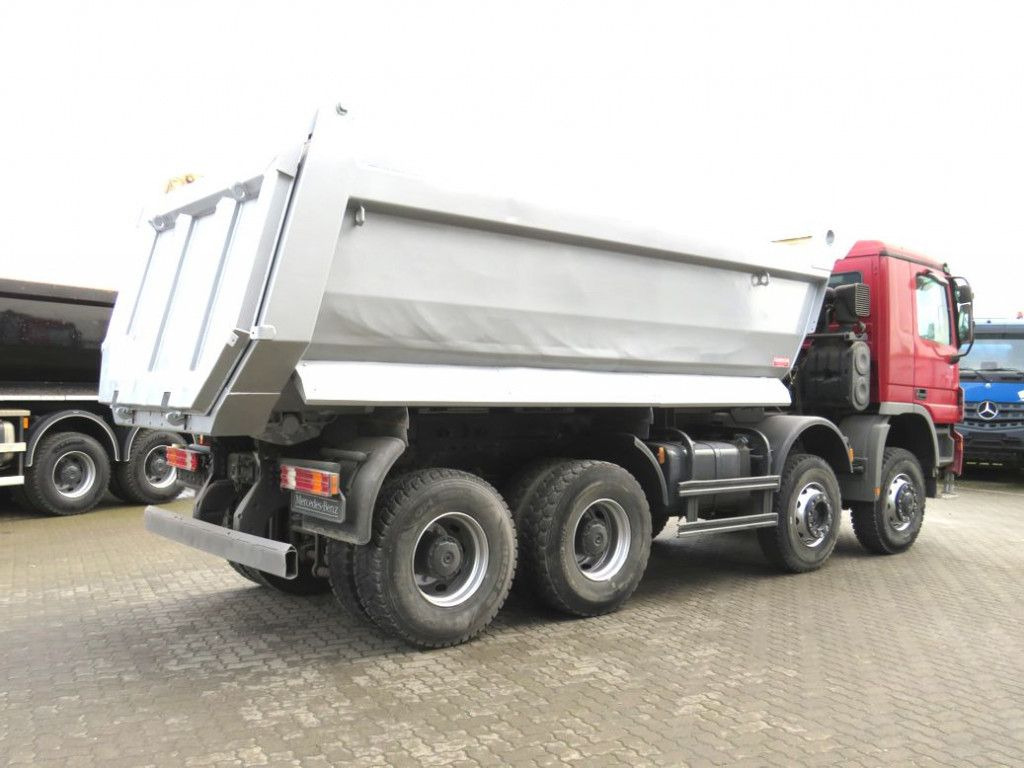 Mercedes-Benz Actros 4141 8x6 4 Achs Muldenkipper Kupplung, 1. - Самоскид вантажівка: фото 4 Mercedes-Benz Actros 4141 8x6 4 Achs Muldenkipper Kupplung, 1. - Самоскид вантажівка: фото 4