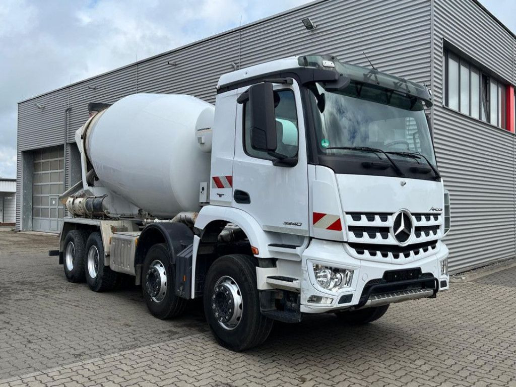 Mercedes-Benz Arocs 3240 B 8x4 Betonmischer Deutsch Top AP Ach - Автобетонозмішувач: фото 2 Mercedes-Benz Arocs 3240 B 8x4 Betonmischer Deutsch Top AP Ach - Автобетонозмішувач: фото 2