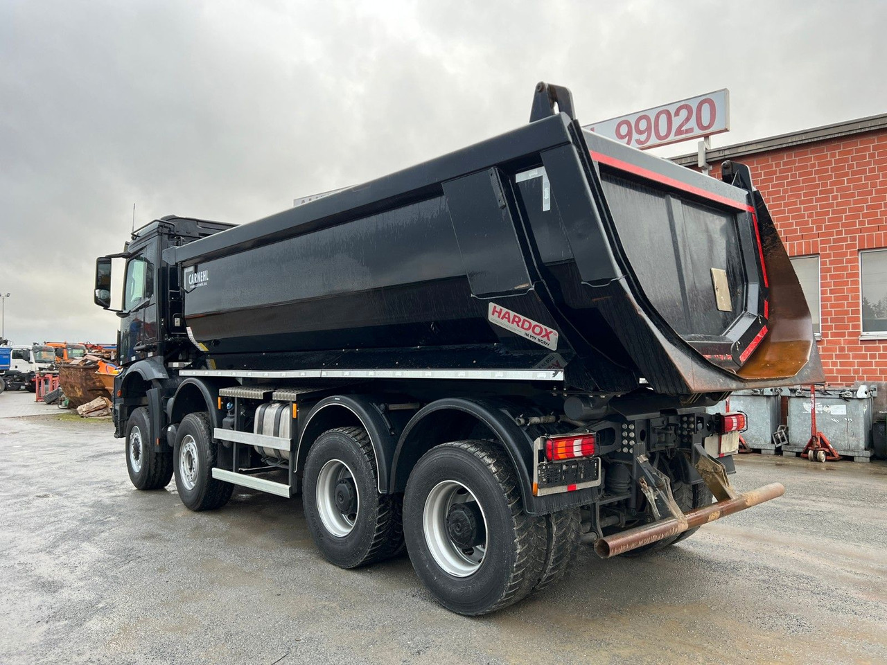 Mercedes-Benz Arocs 4145 8x6 Mudenkipper - Самоскид вантажівка: фото 4 Mercedes-Benz Arocs 4145 8x6 Mudenkipper - Самоскид вантажівка: фото 4