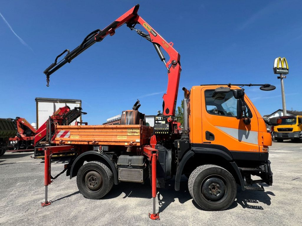 Mercedes-Benz Unimog U20 2-Achs Allradkipper Kran Palfinger Kr - Самоскид вантажівка, Вантажівка з маніпулятором: фото 3 Mercedes-Benz Unimog U20 2-Achs Allradkipper Kran Palfinger Kr - Самоскид вантажівка, Вантажівка з маніпулятором: фото 3