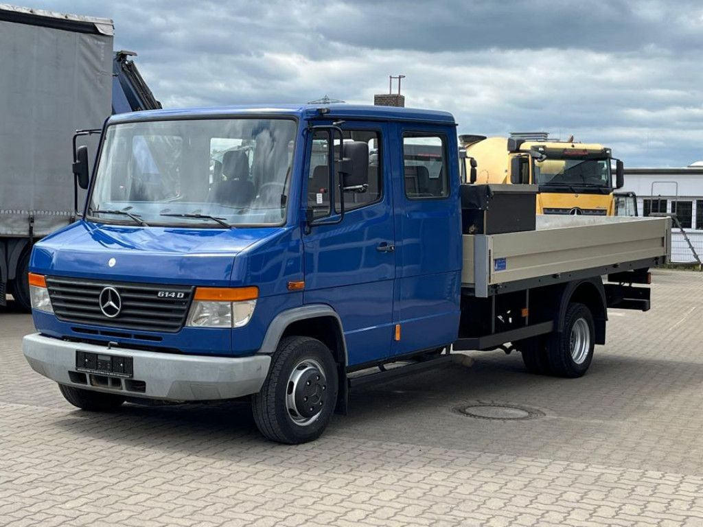 Mercedes-Benz Vario 614 D Pritsche Doppelkabine LKW Motor 4.3 - Легка бортова вантажівка, Вантажопасажирський фургон: фото 1 Mercedes-Benz Vario 614 D Pritsche Doppelkabine LKW Motor 4.3 - Легка бортова вантажівка, Вантажопасажирський фургон: фото 1