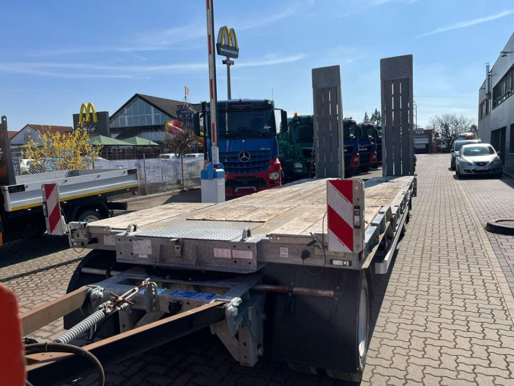 Müller-Mitteltal Tiefladeanhänger T 3 Profi 30,0 Tiefladeranhänge - Низькорамна платформа причіп: фото 1 Müller-Mitteltal Tiefladeanhänger T 3 Profi 30,0 Tiefladeranhänge - Низькорамна платформа причіп: фото 1