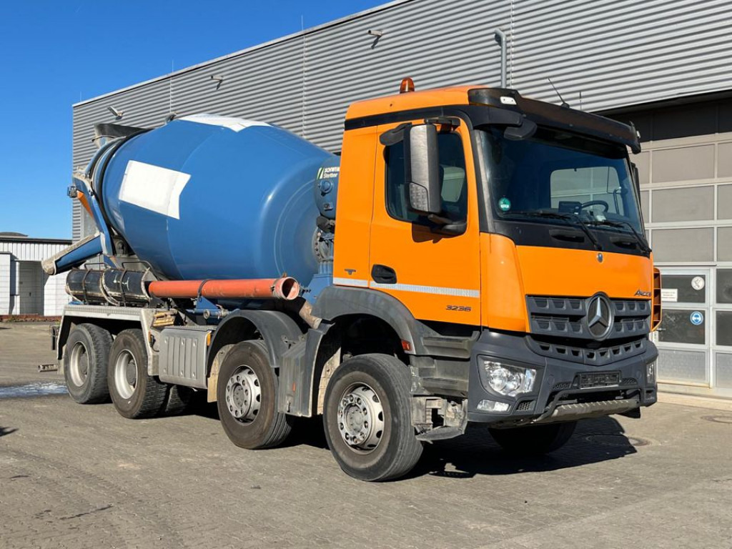 MERCEDES-BENZ Arocs 3236 8x4 Betonmischer Deutsch Top AP Achsen - Вантажівка: фото 4 MERCEDES-BENZ Arocs 3236 8x4 Betonmischer Deutsch Top AP Achsen - Вантажівка: фото 4