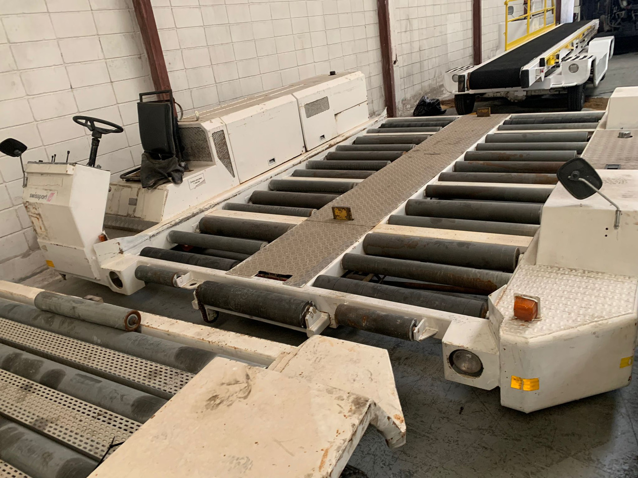 Pallet Transporter CPT-4 - Аеродромне обладнання: фото 1 Pallet Transporter CPT-4 - Аеродромне обладнання: фото 1