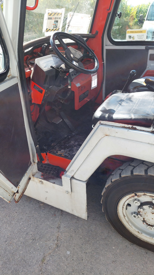 Багажний тягач FV-02 Tractor Nissan: фото 9 Багажний тягач FV-02 Tractor Nissan: фото 9