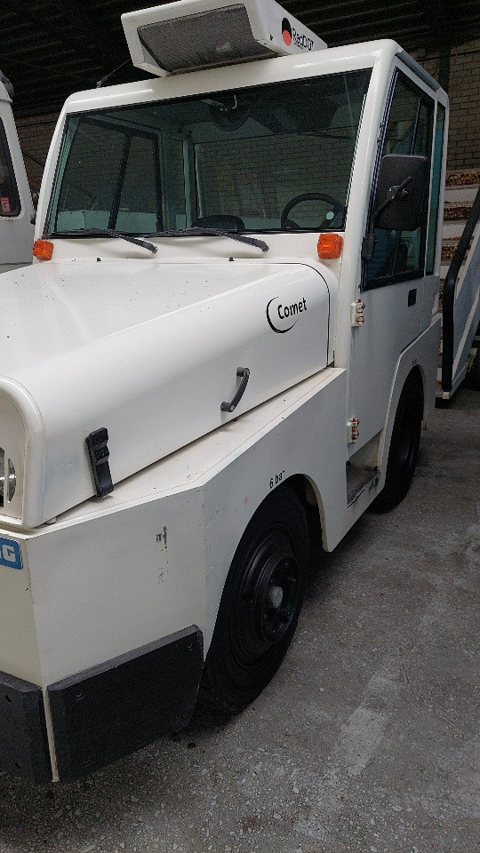 Mulag Comet 4 Baggage Tractor - Багажний тягач: фото 2 Mulag Comet 4 Baggage Tractor - Багажний тягач: фото 2