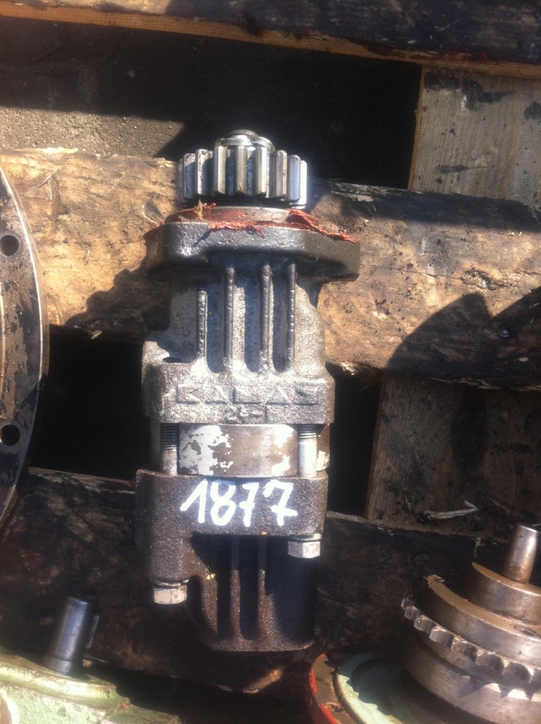 KAMAZ 24-1 5320-3407211 - Гідронасос в категорії Будівельна техніка: фото 1 KAMAZ 24-1 5320-3407211 - Гідронасос в категорії Будівельна техніка: фото 1