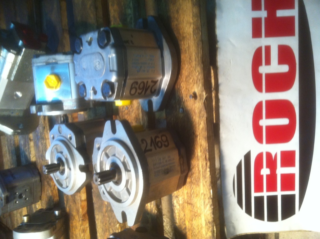 SAUER SUNDSTRAND 111.20.881.00SNP2NN/6,0LN06SA P1F4F4NNNN/NNNNN - Гідронасос в категорії Будівельна техніка: фото 1 SAUER SUNDSTRAND 111.20.881.00SNP2NN/6,0LN06SA P1F4F4NNNN/NNNNN - Гідронасос в категорії Будівельна техніка: фото 1