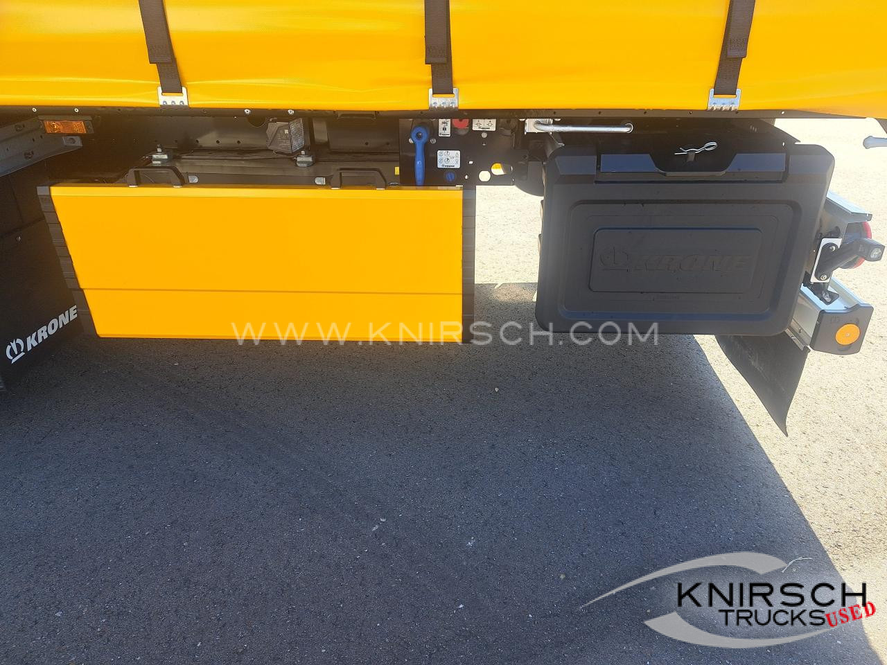 KRONE Profi Liner SDP 27, XL, Getränke, Daimler 9.5 - Тентований напівпричіп: фото 3 KRONE Profi Liner SDP 27, XL, Getränke, Daimler 9.5 - Тентований напівпричіп: фото 3