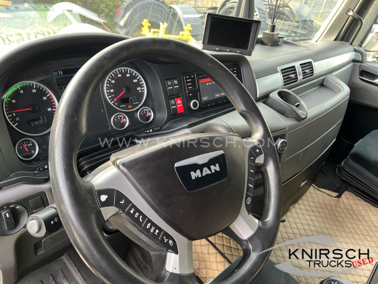 MAN TGA 26.480 Schwenkwandaufbau mit Böhm - Для перевезення напоїв вантажівка: фото 4 MAN TGA 26.480 Schwenkwandaufbau mit Böhm - Для перевезення напоїв вантажівка: фото 4