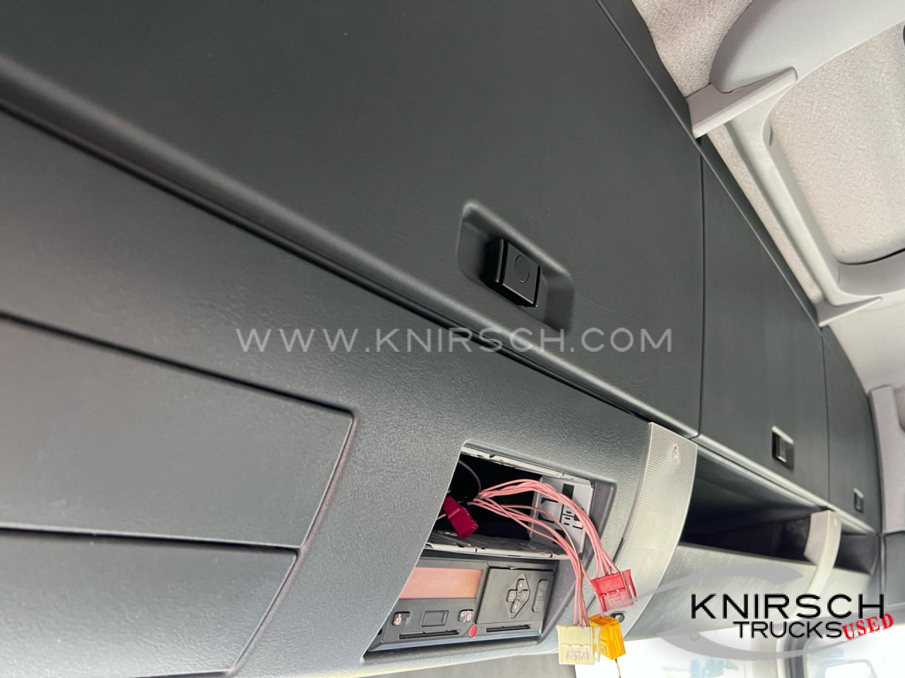 MAN TGA 26.480 Schwenkwandaufbau mit Böhm - Для перевезення напоїв вантажівка: фото 3 MAN TGA 26.480 Schwenkwandaufbau mit Böhm - Для перевезення напоїв вантажівка: фото 3