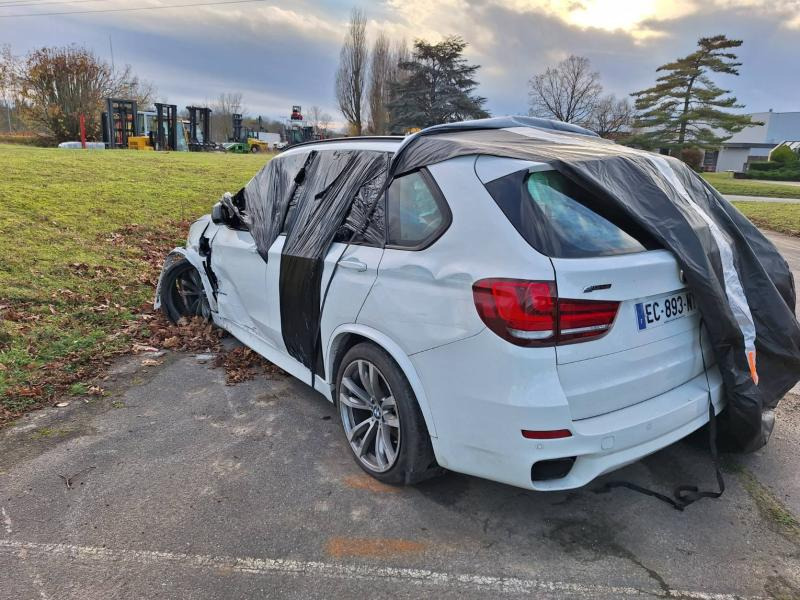 BMW X5 - Позашляховик: фото 3 BMW X5 - Позашляховик: фото 3
