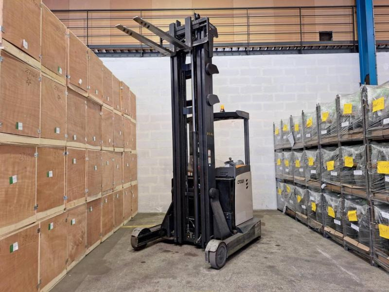 Рiч-трак Crown ESR 5260: фото 12 Рiч-трак Crown ESR 5260: фото 12