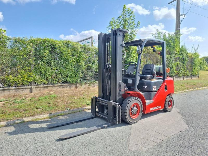 Hangcha XF25G - Газовий навантажувач: фото 1 Hangcha XF25G - Газовий навантажувач: фото 1