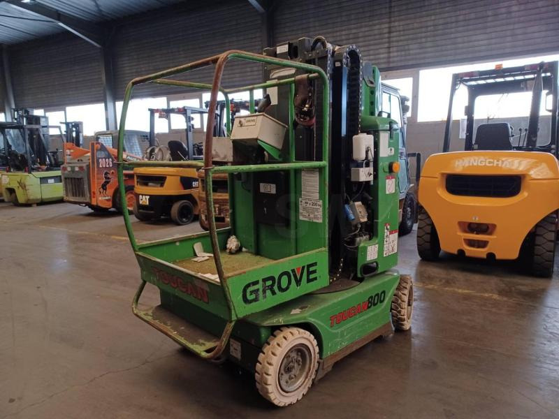 JLG JLG TOUCAN 800 - Вертикальний щогловий підйомник: фото 1 JLG JLG TOUCAN 800 - Вертикальний щогловий підйомник: фото 1