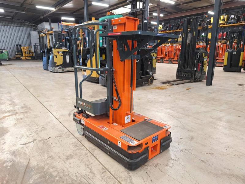 JLG POWER PICKER - Вертикальний щогловий підйомник: фото 5 JLG POWER PICKER - Вертикальний щогловий підйомник: фото 5