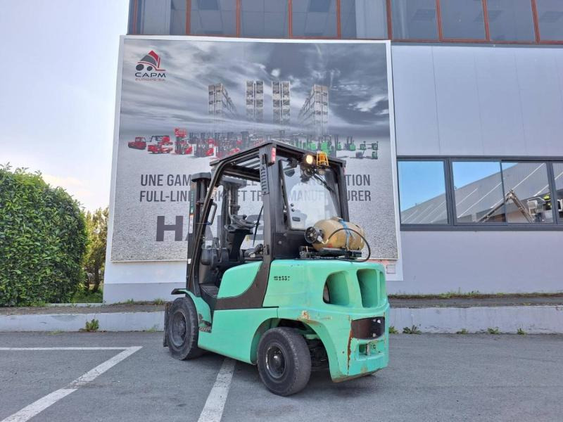 Yale GLP30VX - Газовий навантажувач: фото 4 Yale GLP30VX - Газовий навантажувач: фото 4