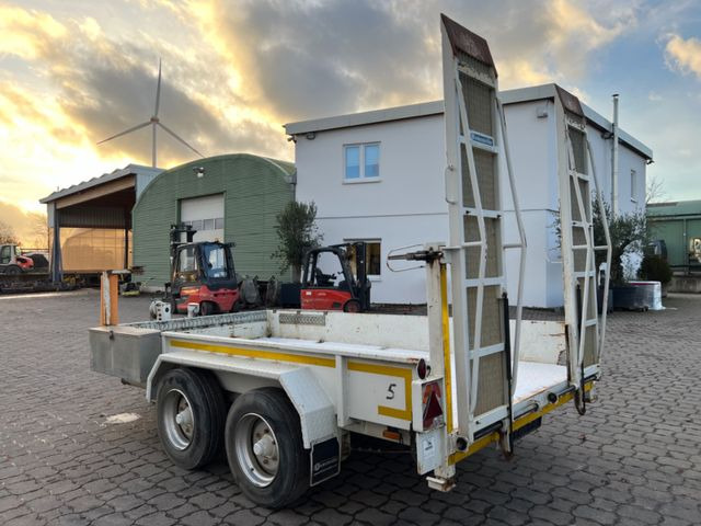 Blomenröhr 552/6900 Tieflader, Rampen, 6,9 to. zGG, TÜV neu - Низькорамна платформа причіп: фото 3 Blomenröhr 552/6900 Tieflader, Rampen, 6,9 to. zGG, TÜV neu - Низькорамна платформа причіп: фото 3