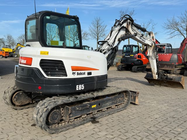 Bobcat E 85, BJ 21/22, 580 BH, hydr. VA, MS08, GLV Bobcat E 85, BJ 21/22, 820 BH, hydr. VA, MS08, GLV - Міні-екскаватор: фото 4 Bobcat E 85, BJ 21/22, 580 BH, hydr. VA, MS08, GLV Bobcat E 85, BJ 21/22, 820 BH, hydr. VA, MS08, GLV - Міні-екскаватор: фото 4