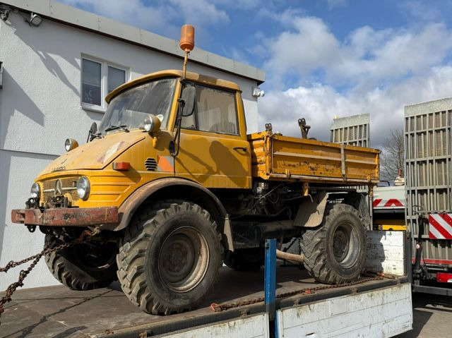 Unimog 406, EZ 73, Kipper, Seilwinde, Zapfwelle vorne - Самоскид вантажівка: фото 1 Unimog 406, EZ 73, Kipper, Seilwinde, Zapfwelle vorne - Самоскид вантажівка: фото 1