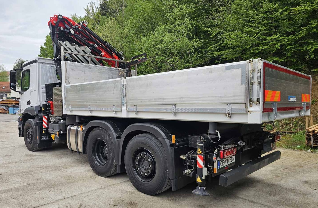 MERCEDES-BENZ Hiab Palfinger Fassi F545-6 JIB-6 - Самоскид вантажівка: фото 4 MERCEDES-BENZ Hiab Palfinger Fassi F545-6 JIB-6 - Самоскид вантажівка: фото 4