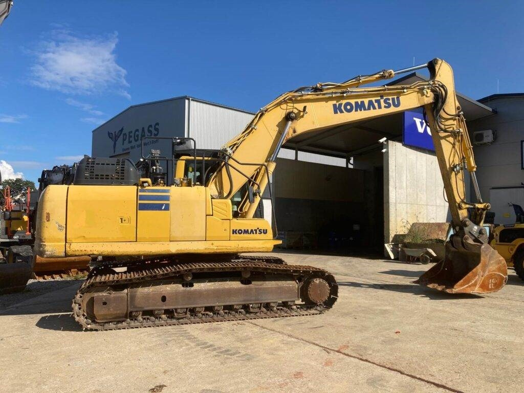 Komatsu PC210LC-11 - Гусеничний екскаватор: фото 5 Komatsu PC210LC-11 - Гусеничний екскаватор: фото 5