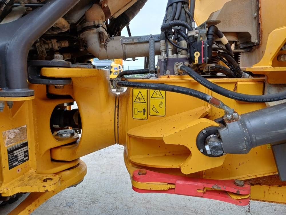 Volvo A25G - Шарнірний самоскид: фото 5 Volvo A25G - Шарнірний самоскид: фото 5