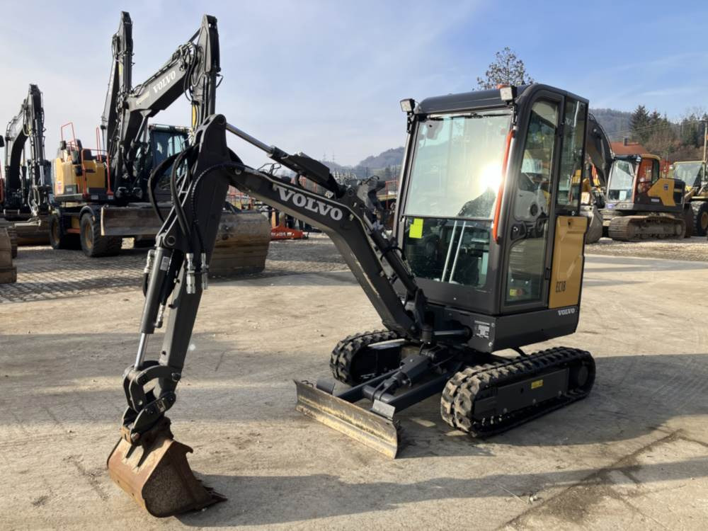 Volvo EC18E Electric - Міні-екскаватор: фото 4 Volvo EC18E Electric - Міні-екскаватор: фото 4
