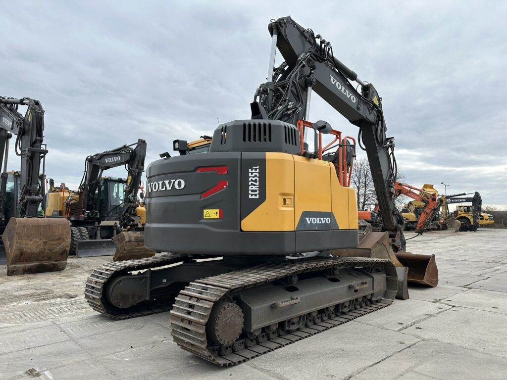 Volvo ECR235EL - Гусеничний екскаватор: фото 3 Volvo ECR235EL - Гусеничний екскаватор: фото 3