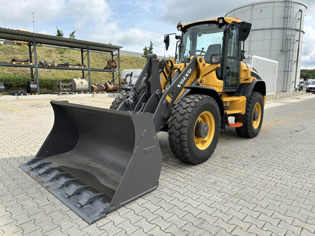 Volvo L45HS - Колісний навантажувач: фото 4 Volvo L45HS - Колісний навантажувач: фото 4