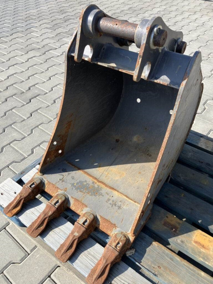 Volvo Tieflöffel mit Zähne - Festanbau - Екскаватор-навантажувач: фото 1 Volvo Tieflöffel mit Zähne - Festanbau - Екскаватор-навантажувач: фото 1