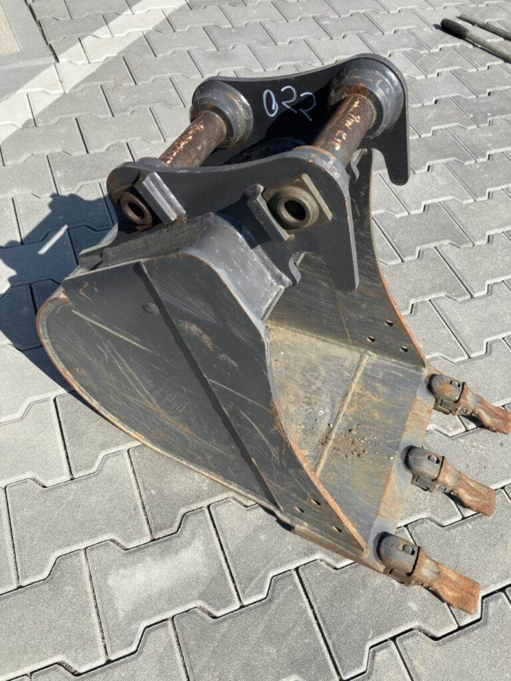 Volvo Tieflöffel mit Zähnen - Festanbau - Екскаватор-навантажувач: фото 1 Volvo Tieflöffel mit Zähnen - Festanbau - Екскаватор-навантажувач: фото 1