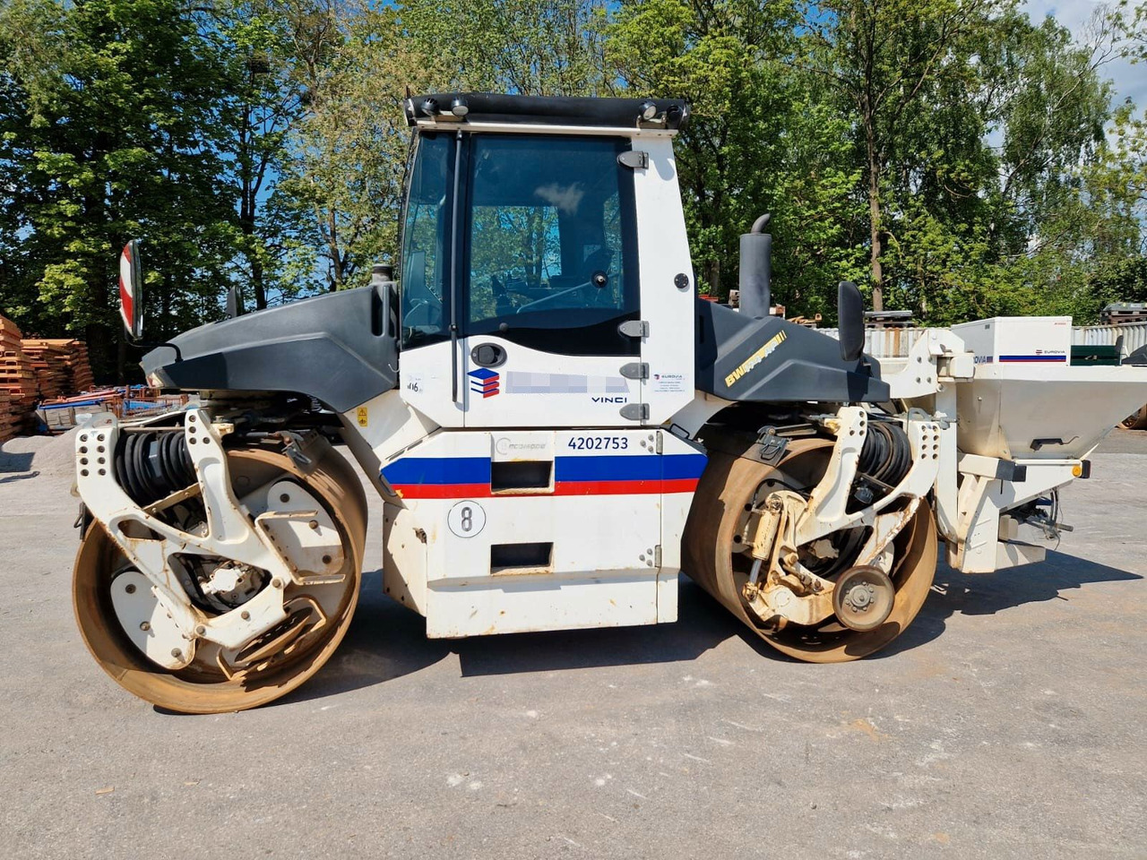 BOMAG BW 174 AP-4 AM Walze 12 Ton *Vibrator *Streuer - Дорожній каток: фото 4 BOMAG BW 174 AP-4 AM Walze 12 Ton *Vibrator *Streuer - Дорожній каток: фото 4