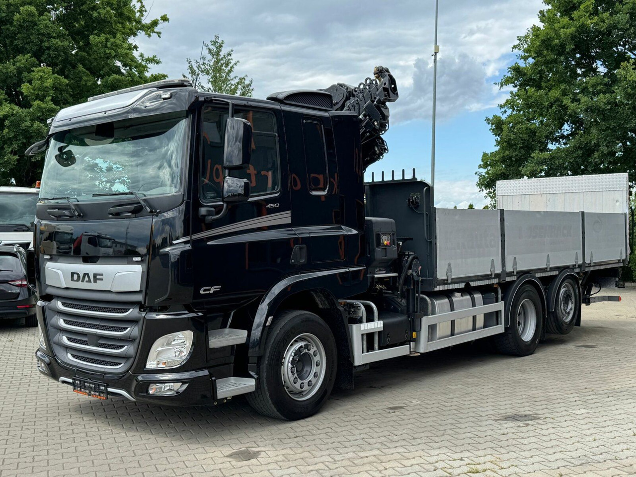 DAF CF 450 FAN 6x2 Pritsche mit Kran HIAB 188 E-6 - Бортова вантажівка/ Платформа, Вантажівка з маніпулятором: фото 2 DAF CF 450 FAN 6x2 Pritsche mit Kran HIAB 188 E-6 - Бортова вантажівка/ Платформа, Вантажівка з маніпулятором: фото 2